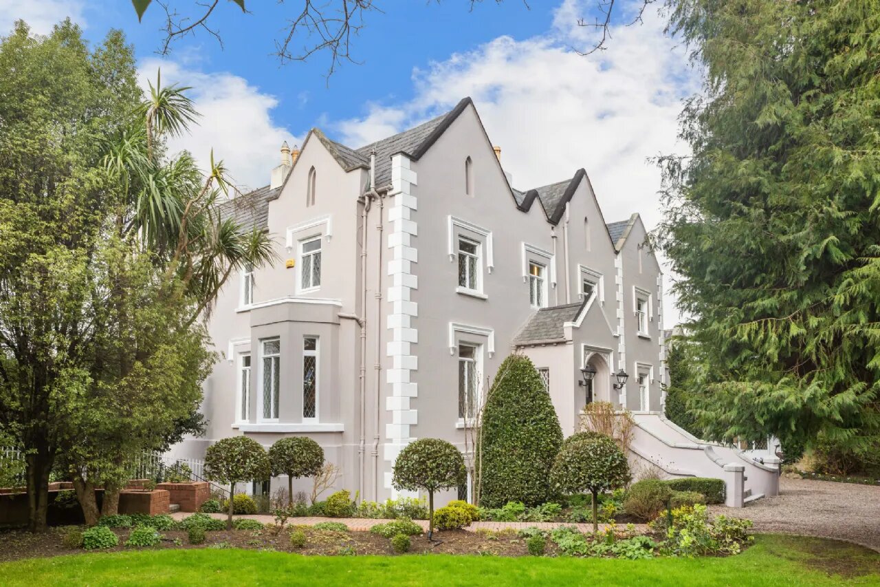 Tudor Lodge, South Hill Avenue, Blackrock, Co.Dublin, A94 V6F5