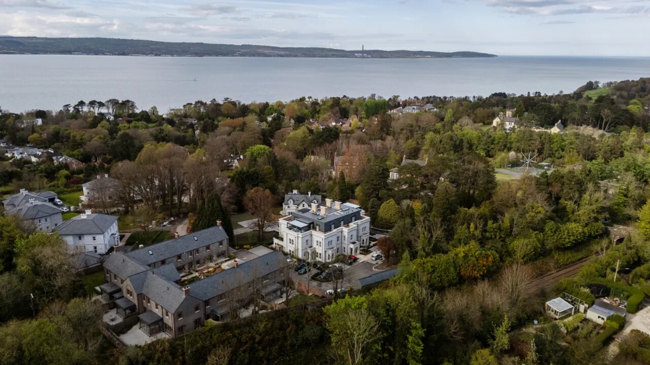 Penthouse Apt 18 The Mansion House, Ardavon Estate, Glen Road, Cultra, BT18