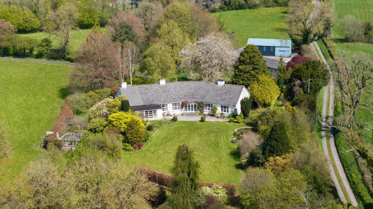 Arlonstown House, On Approx. 3.94 Hec (9.75 Acres), Swainstown, Kilmessan, County Meath, C15XY26