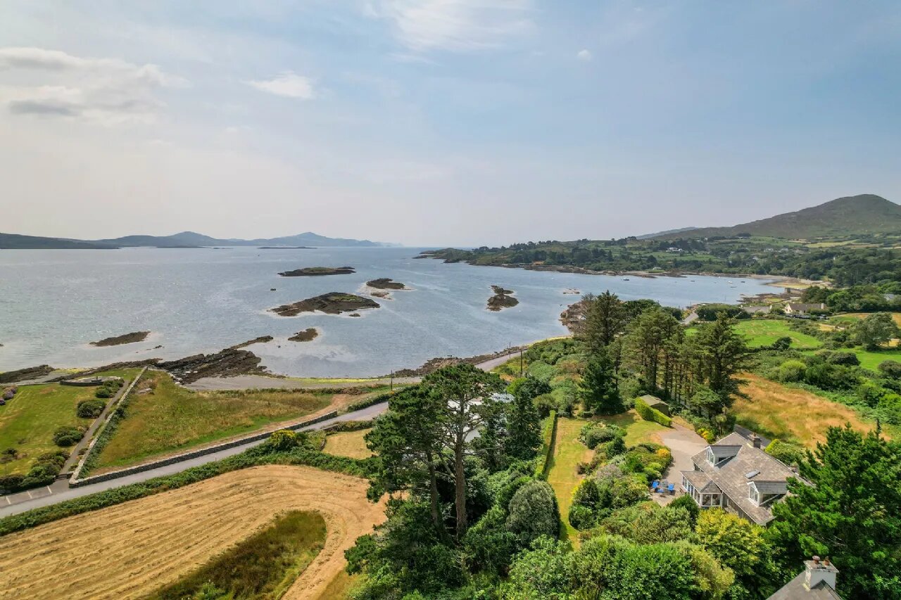 Whispering Pines, Reenacappul, Ahakista, Durrus, County Cork, P75NH21