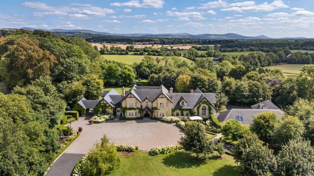 Swordlestown Lodge, Punchestown,, Naas,, Co. Kildare, W91 R2VW