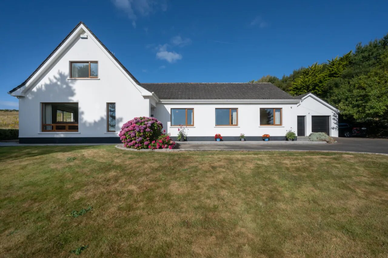 The Anchor, Ardkilly, Sandycove, Kinsale, Co Cork, P17HY11