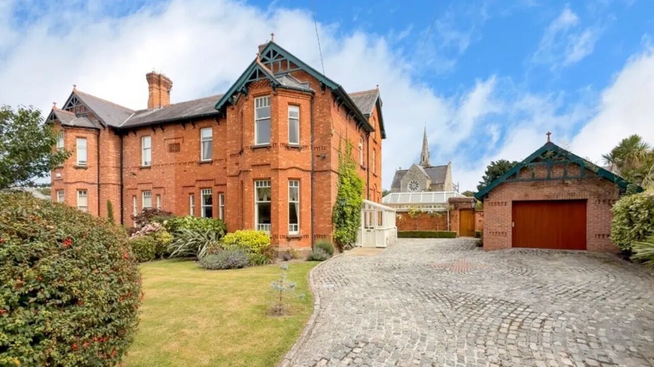 Crannmor, Knapton Road, Monkstown, Co Dublin, A96 YD37