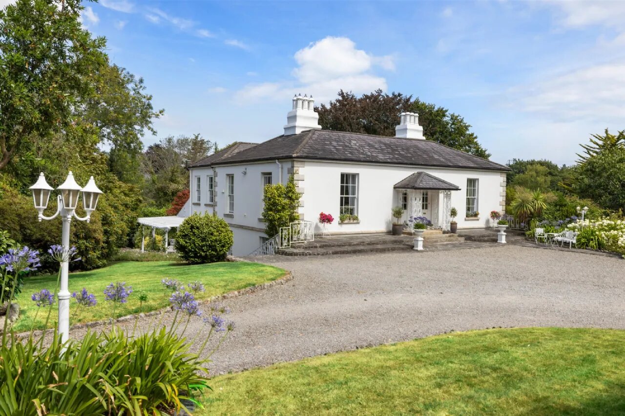Glenair House and Gate Lodge, Priory Road, Delgany, Co. Wicklow, A63RX52